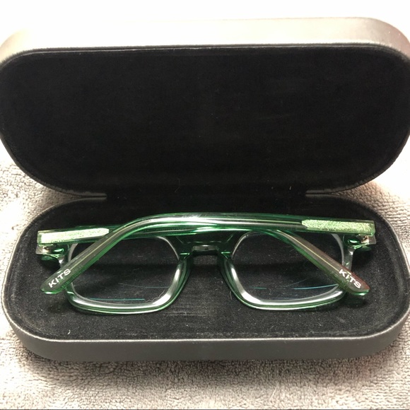 COPY - Green prescription frames.  Super fun frames.  Look great on. - Picture 3 of 7